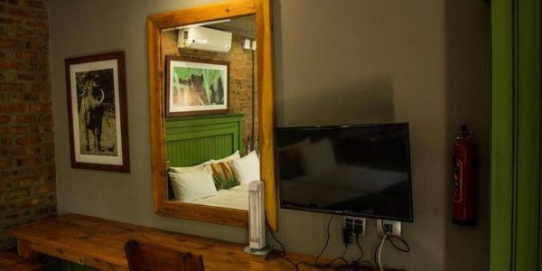 Chameleon Bush Lodge Hammanskraal Εξωτερικό φωτογραφία