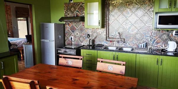 Chameleon Bush Lodge Hammanskraal Εξωτερικό φωτογραφία
