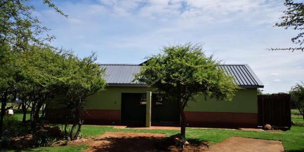 Chameleon Bush Lodge Hammanskraal Εξωτερικό φωτογραφία
